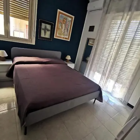 Oda ve Kahvaltı Di Marco Giardini Naxos